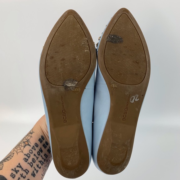 BCBG Generation Blue Leather Studded Flats Sz 6.5 - Picture 7 of 8